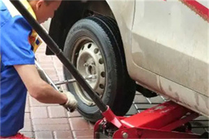 张湾附近拖车24小时服务热线电话