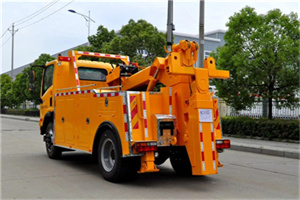 张湾高速路拖车费